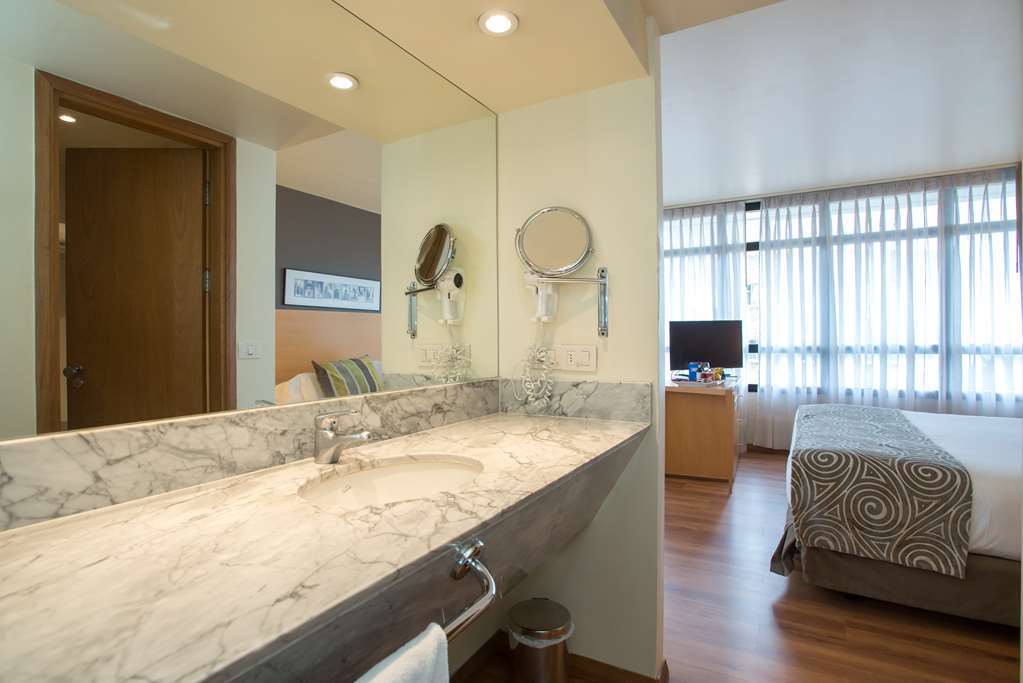Tryp Montevideo Hotel Экстерьер фото