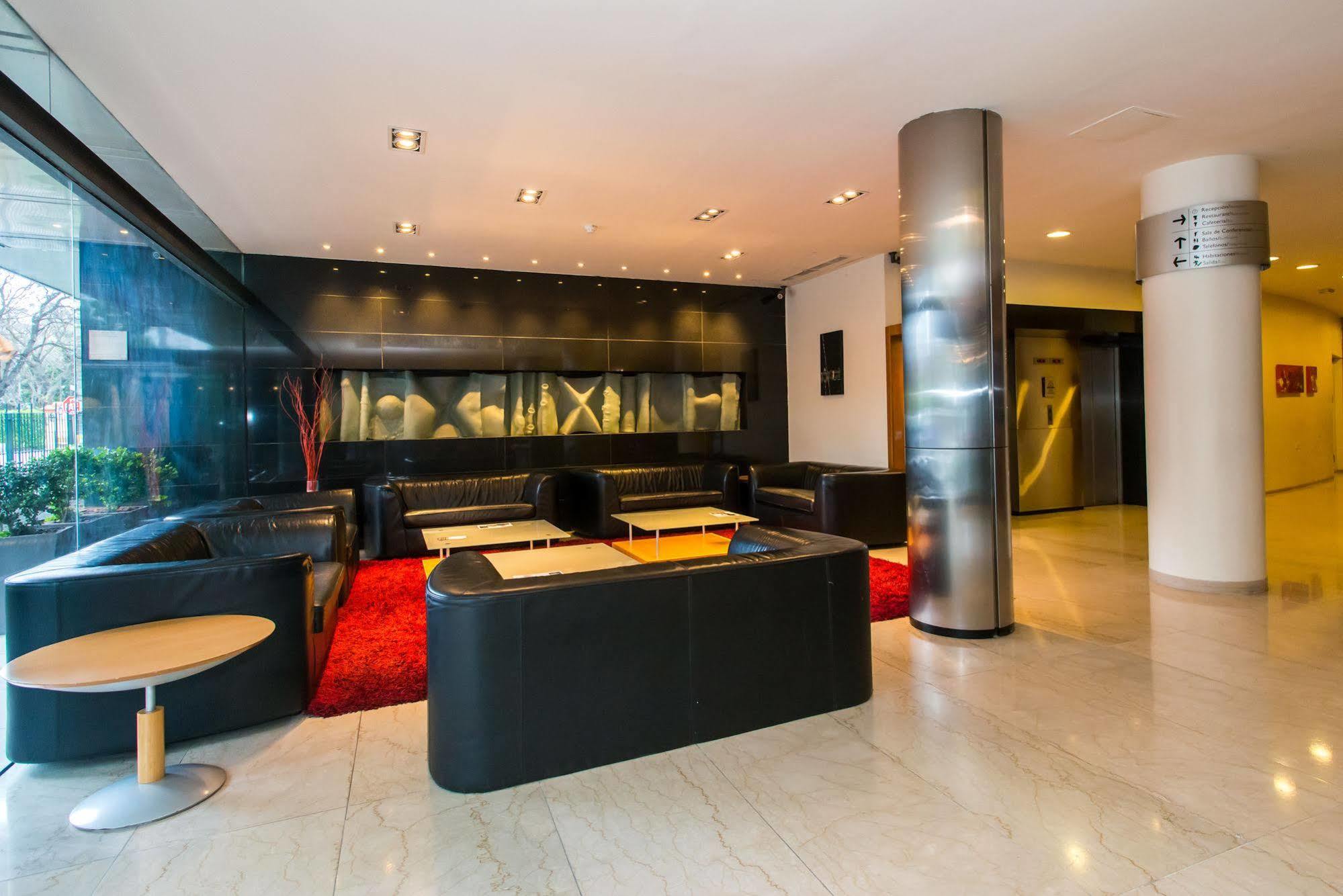 Tryp Montevideo Hotel Экстерьер фото